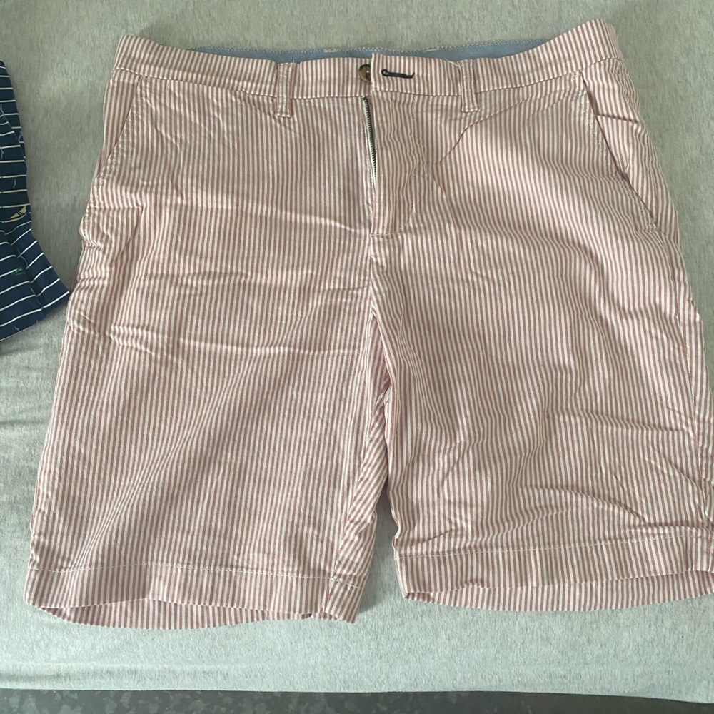 TOMMY HILFIGER MAN SHORTS size MEDIUM